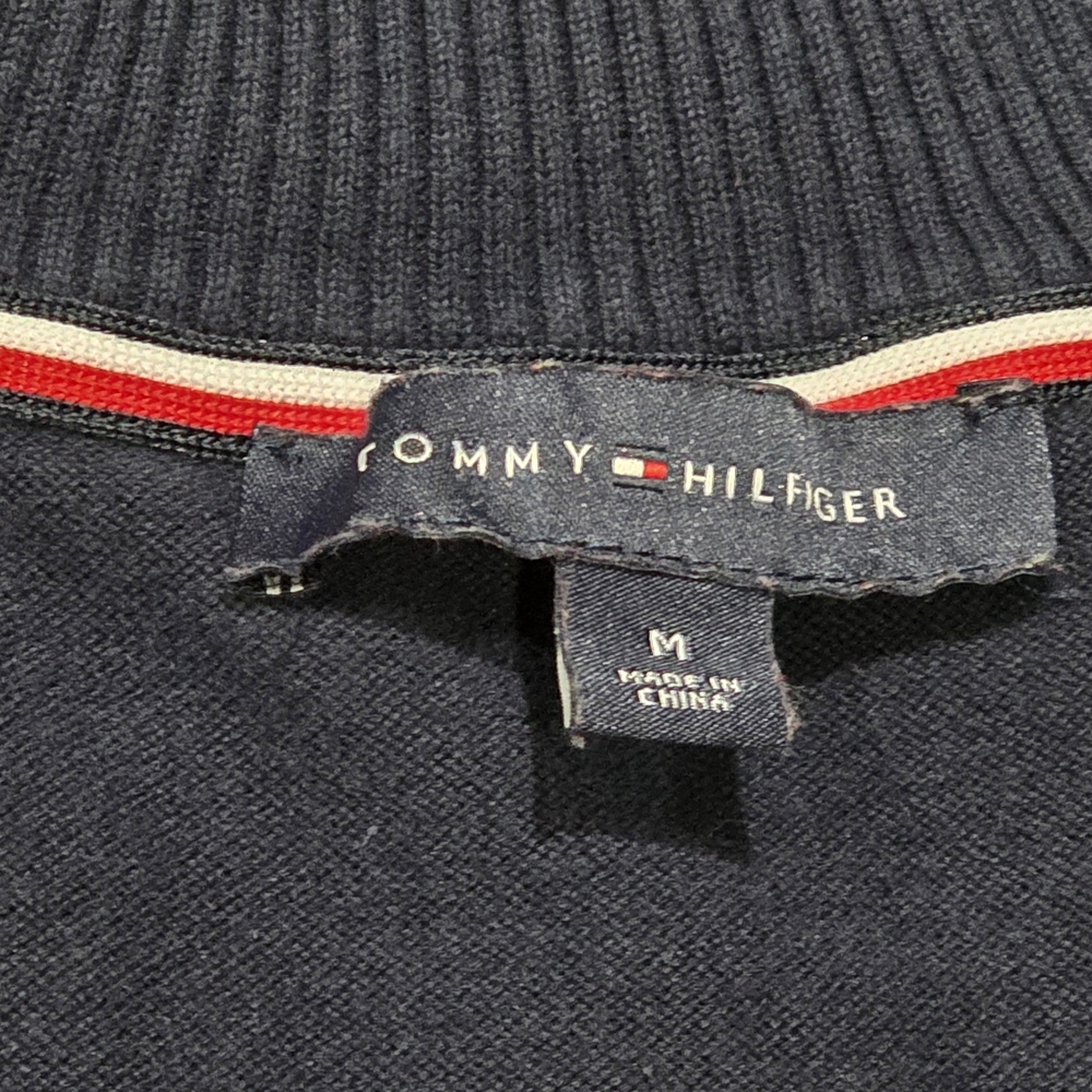 Tommy Hilfiger Navy, Red, and White Men's Pullover Size Medium (M) A98 - Picture 2 of 6
